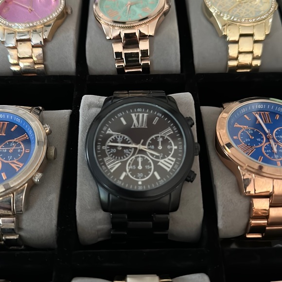 Black watch - Picture 1 of 1